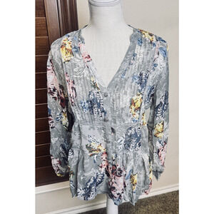BKE Boutique Grey Floral Boho Tunic Top Blouse peasant sheer button down sz M